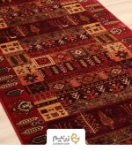 کناره فرش هیوا مدل خشتی رنگ زمینه لاکی