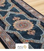 فرش کناره هیوا 700 شانه طرح کرمان رنگ‌ سرمه‌ای - Image 4