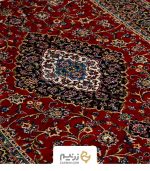 فرش کناره 700 شانه طرح کاشان رنگ‌ لاکی - Image 5